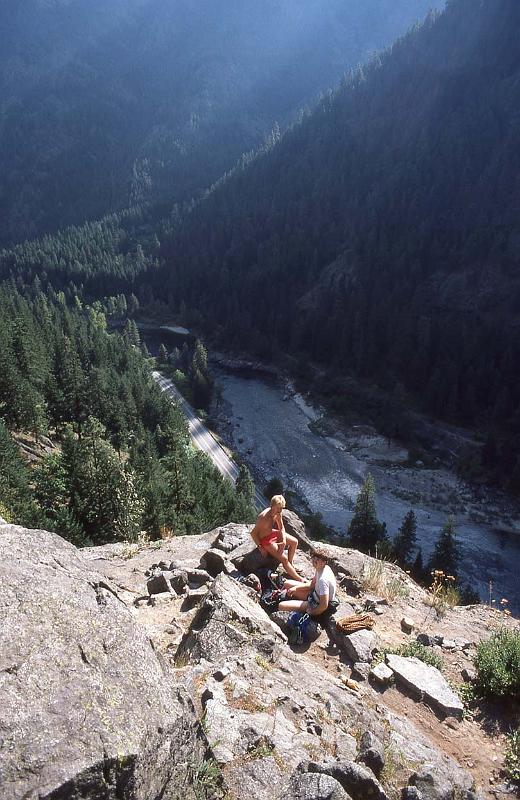 1984-011 Castle Rock Climbing With Chuck Broughton Sep-1984 06.jpg